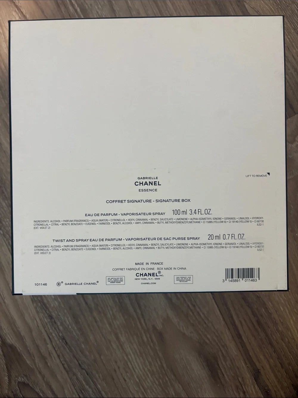 CHANEL Gift Box 8x8 Size